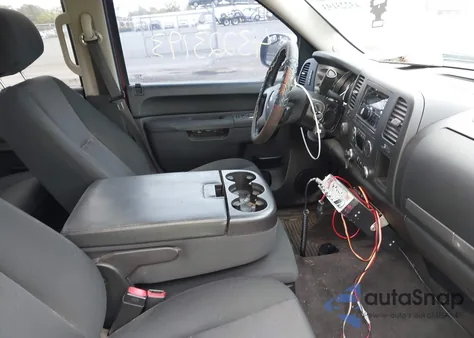 2013 Chevrolet Silverado K1500 Lt from USA, damaged, VIN 3GCPKSE73DG228991